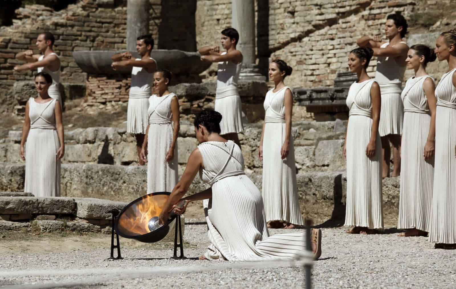 lighting of the flame ancient olympia athens 2004 olympic games (4)