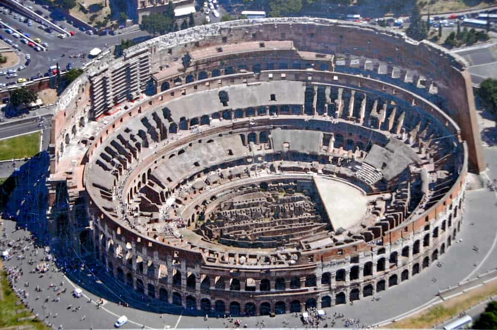 colosseum monument rome athens 2004 (2)