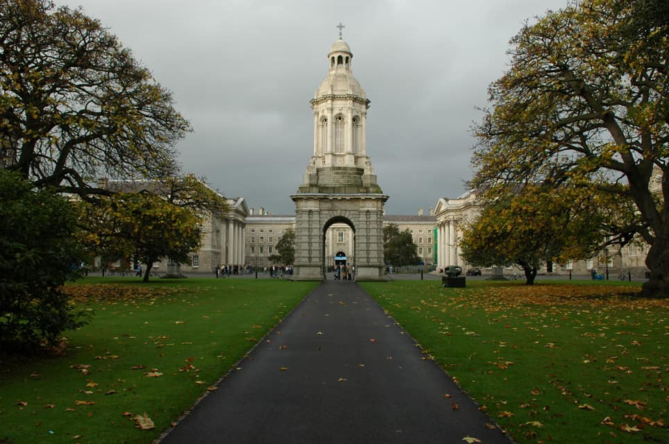 dublin ireland campanile athens 2004 (4)