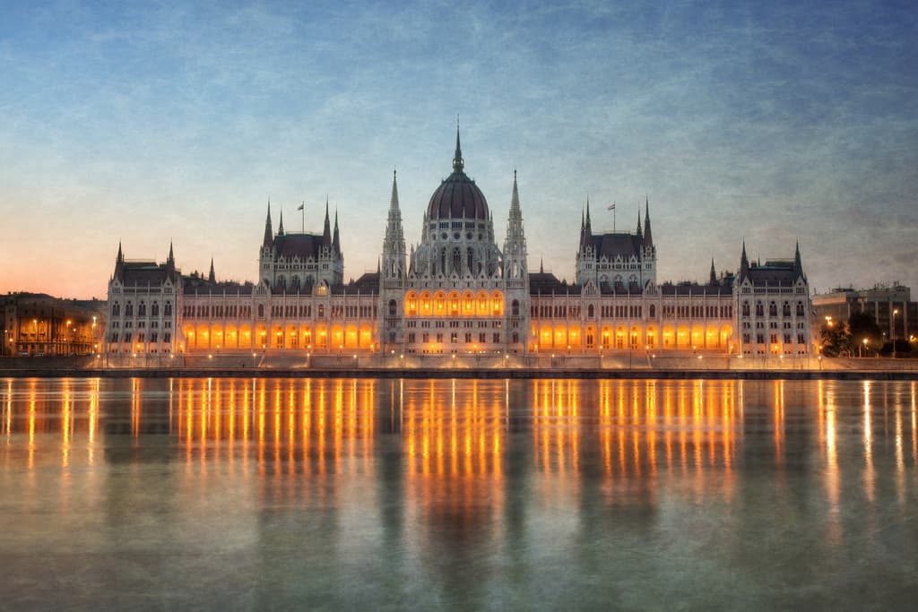 budapest hungary parliament athens 2004 (1)
