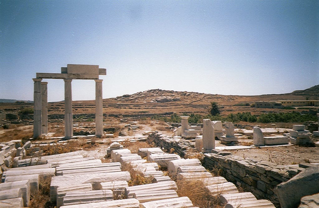 delos monuments archaeological site athens 2004 (2)