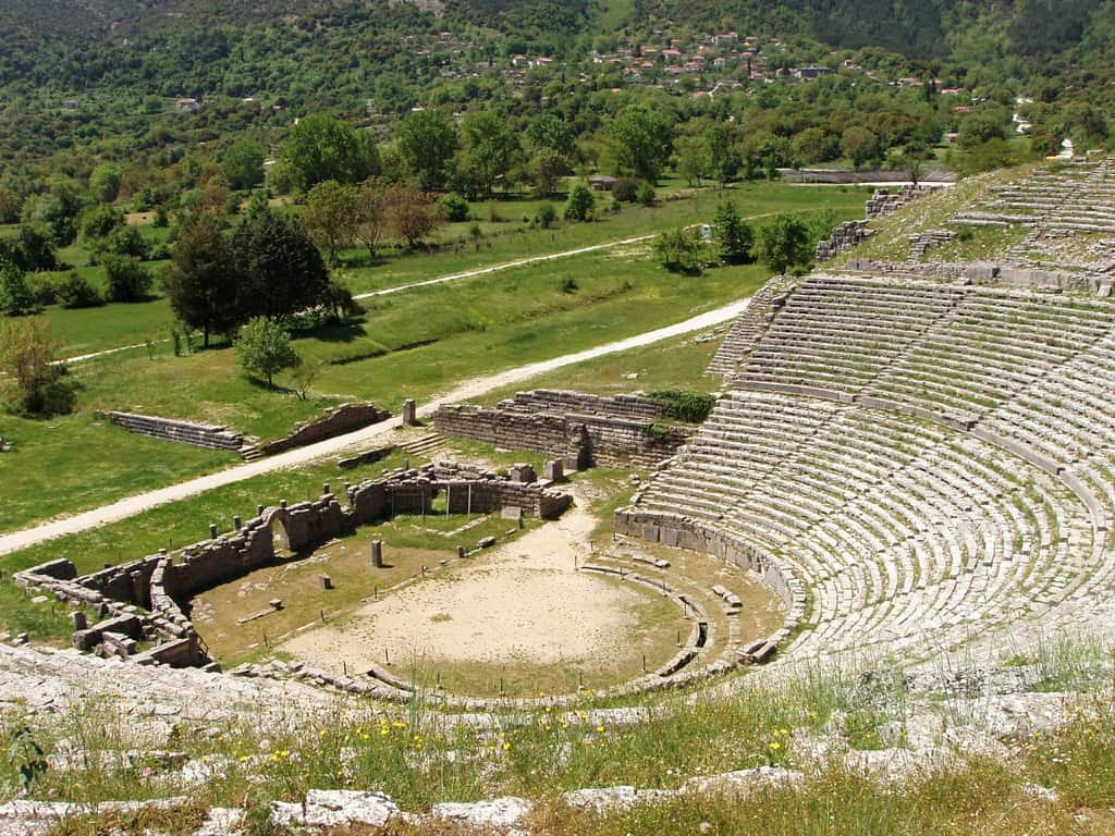 dodona theater ancient theater athens 2004 (3)