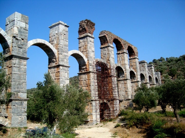 lesvos monuments aqueduct athens 2004 (5)