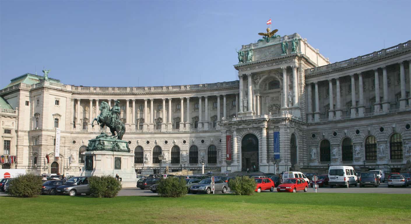 vienna austria hofburg palace athens 2004 (4)